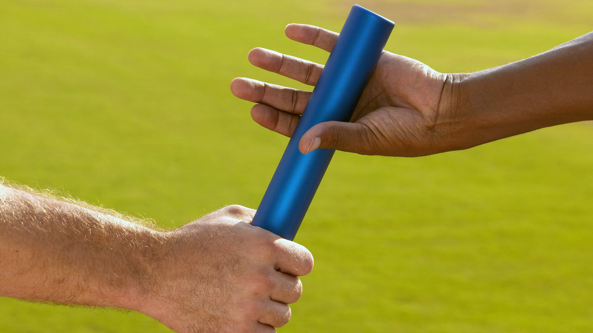 综合体育系“混合接力班级冠军赛” 男女生按比例搭配出场